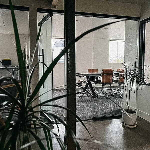 QNOIIG6p-SOVRN-branding-boise-inside-1-600x600